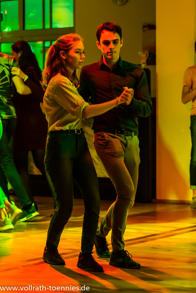 2019 11 30 Tanzparty Jugend 0572